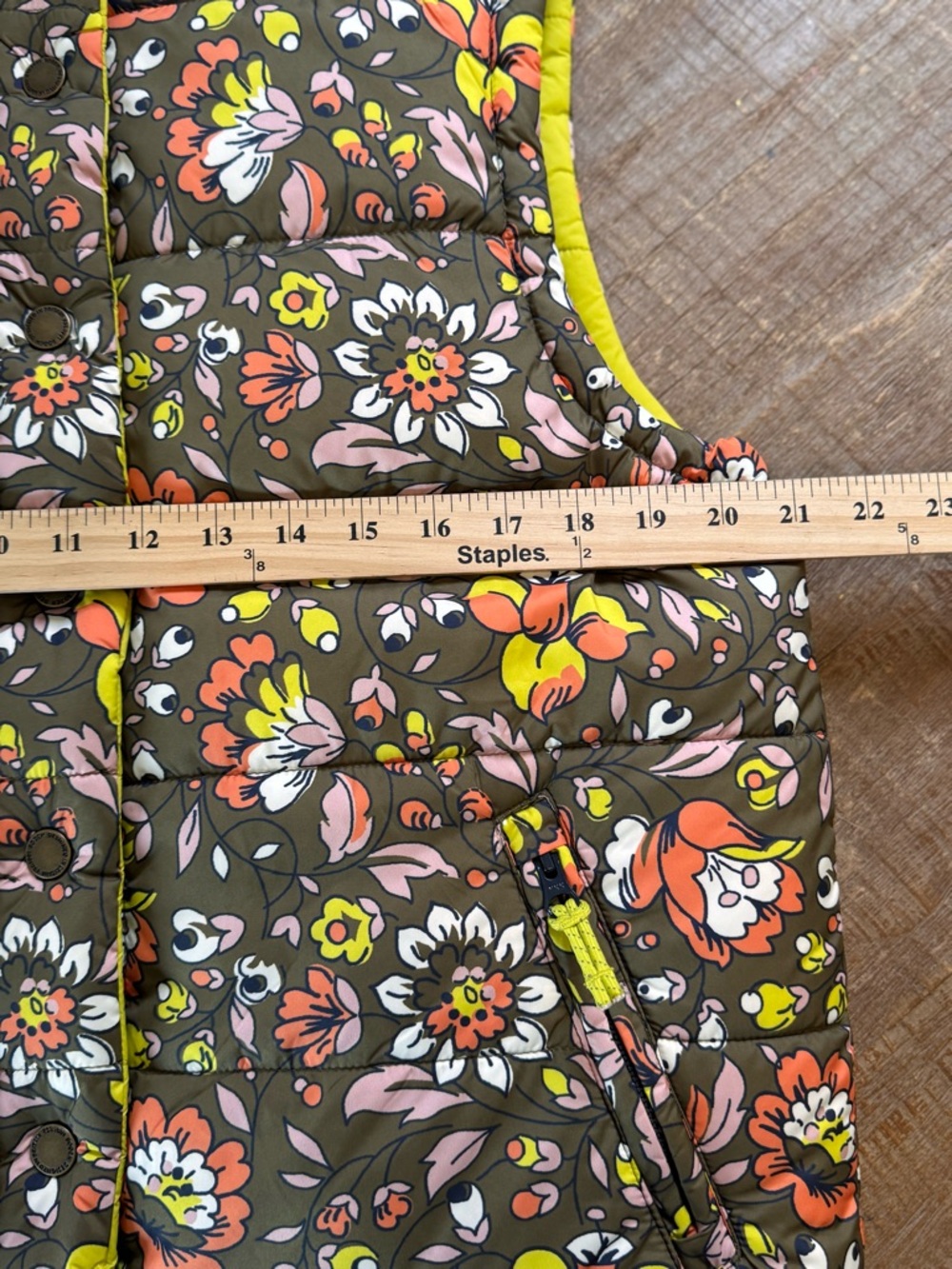 NWT Boden Reversible Puffer Vest Floral Khaki Neon Yellow - US 8 / Medium‎ - Picture 16 of 16